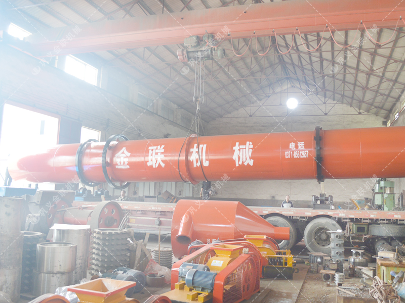 兩臺(tái)小型對(duì)輥機(jī)和烘干機(jī)發(fā)貨圖片_發(fā)往湖南永興_破碎烘干銅渣