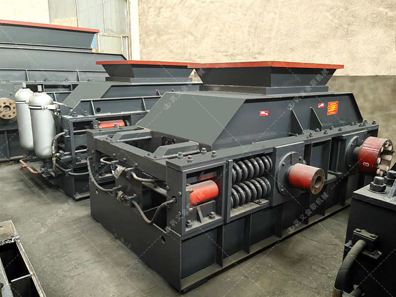 青石和河卵石哪個(gè)制砂好？用對輥破碎機(jī)怎么樣？