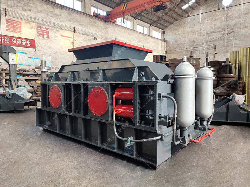 花崗巖液壓對(duì)輥破碎機(jī)多少錢？有沒有好的廠家推薦？